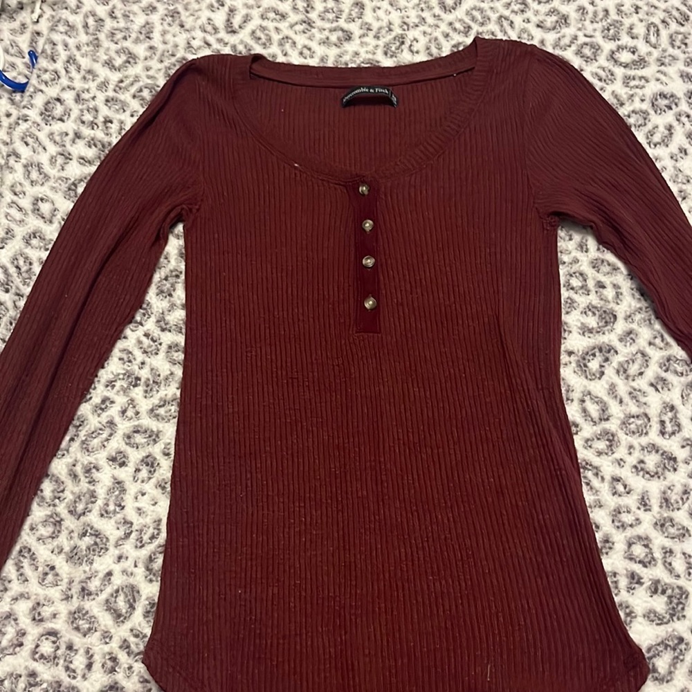ambercrombie & fitch sweater